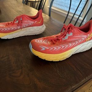 Hoka One One Men's Arahi 6 Running Sneaker Shoes